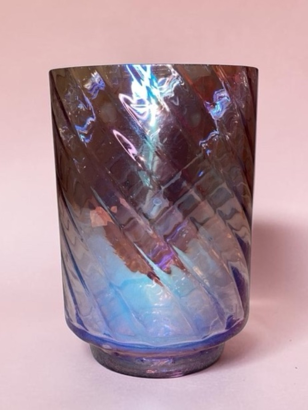 IRIDESCENT GLASS VASE Diagonal Spiral Ribbing Carnival Style Finish 4”x6”PUR/PNK